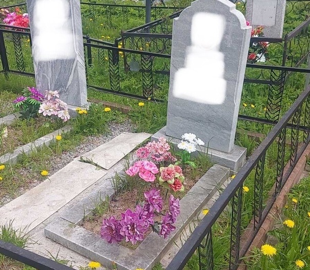 Поправляем памятник на Осташинском кладбище  Ярославль.