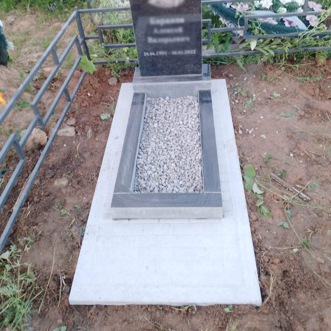 Ритуальная плита под памятник