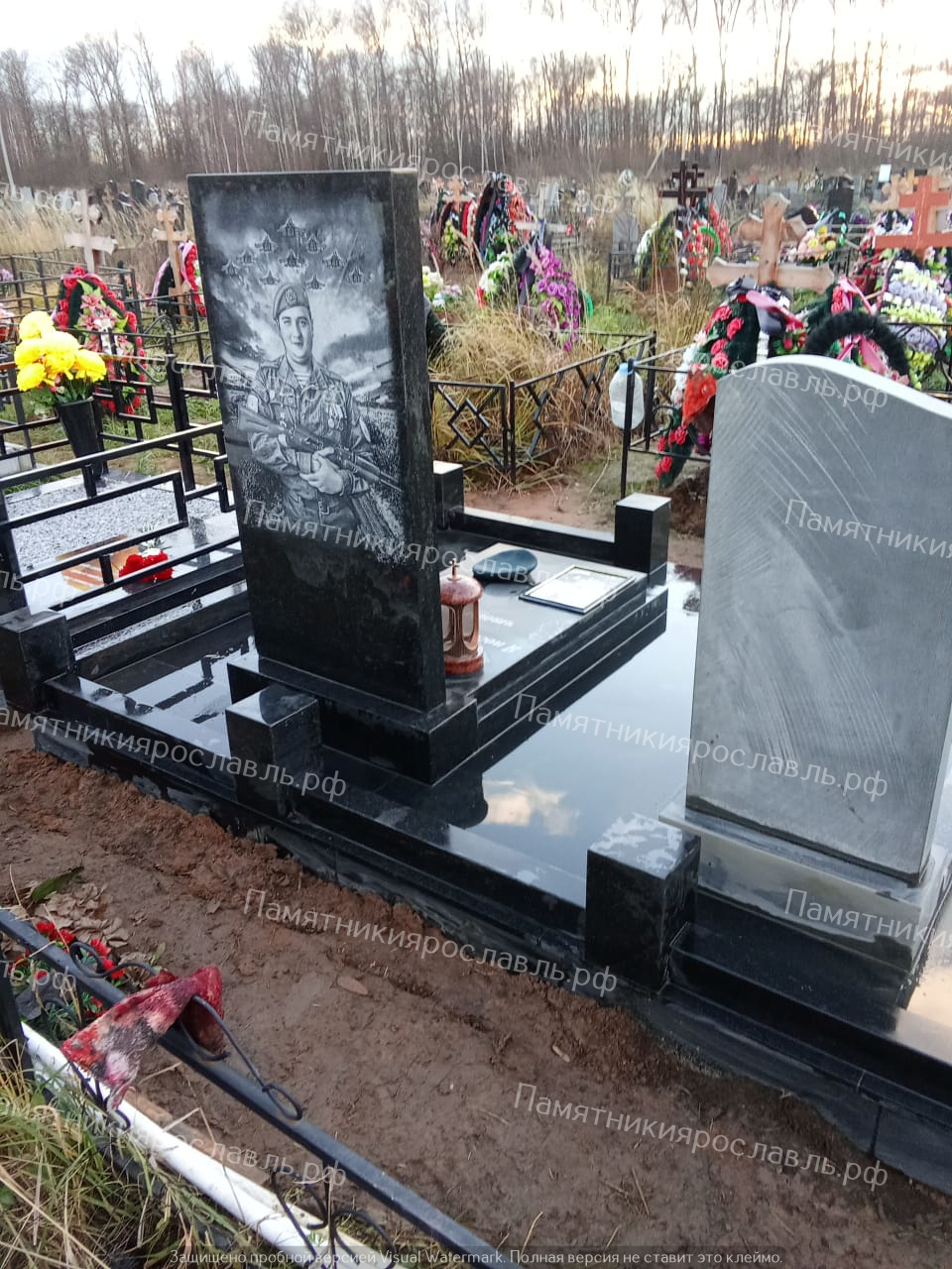 Памятник военному Благоустройство мест захоронений военных в Ярославле