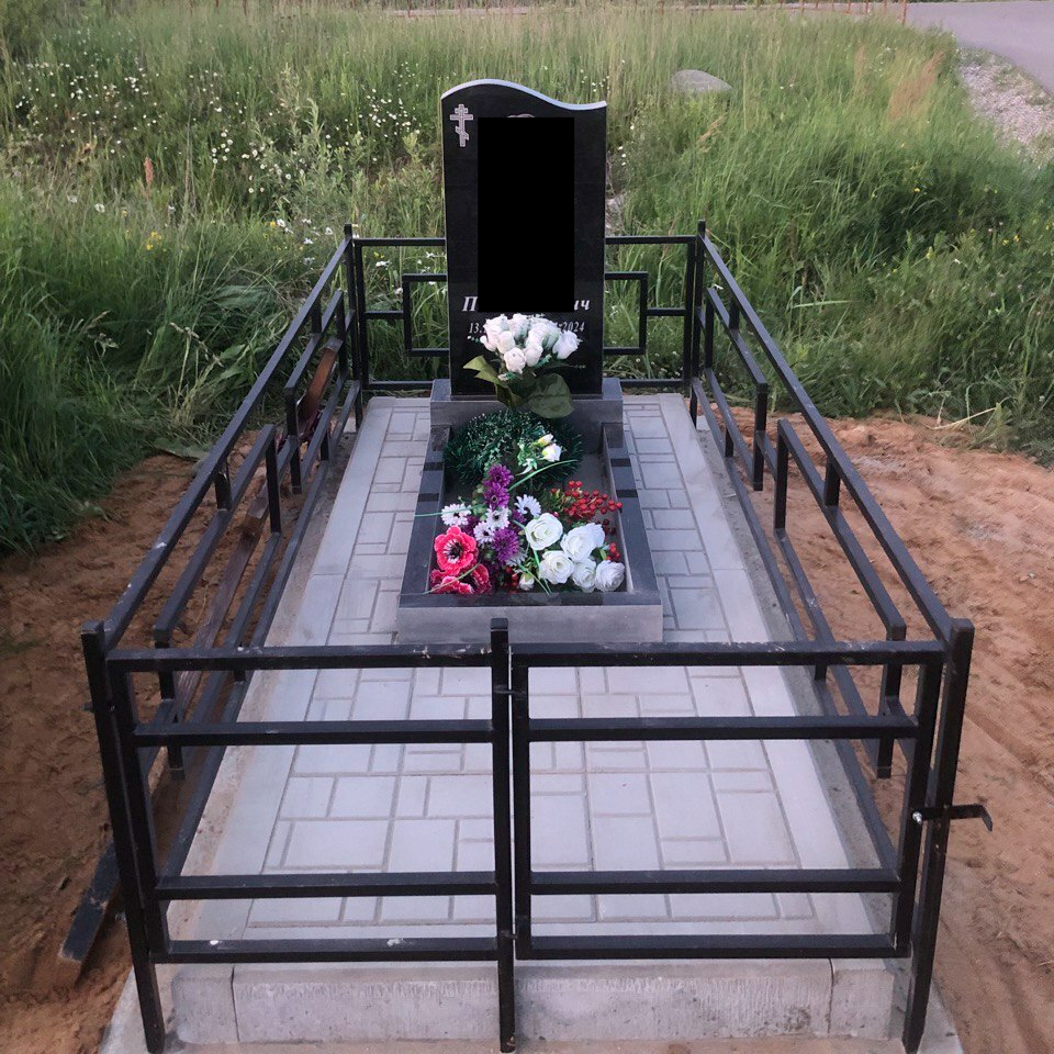 Благоустройство захоронения на Осташинском кладбище Благоустройство мест захоронений в Ярославле