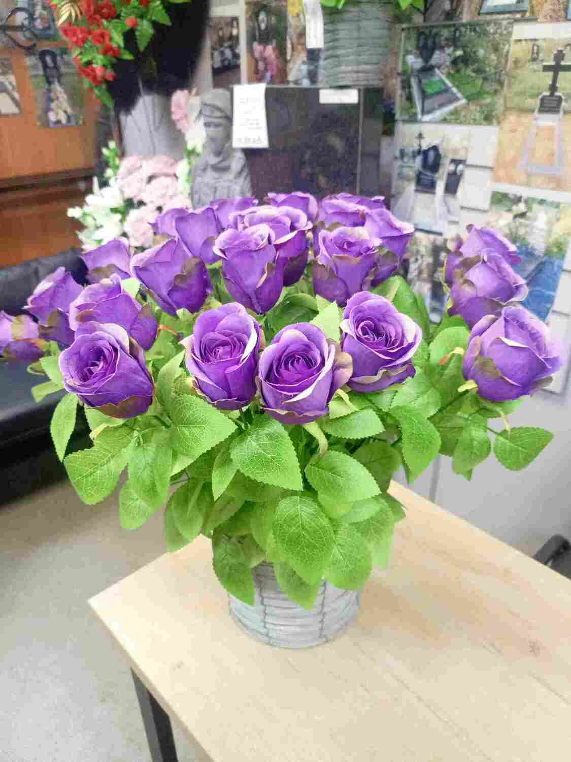 Розы кашпо 26 бутонов