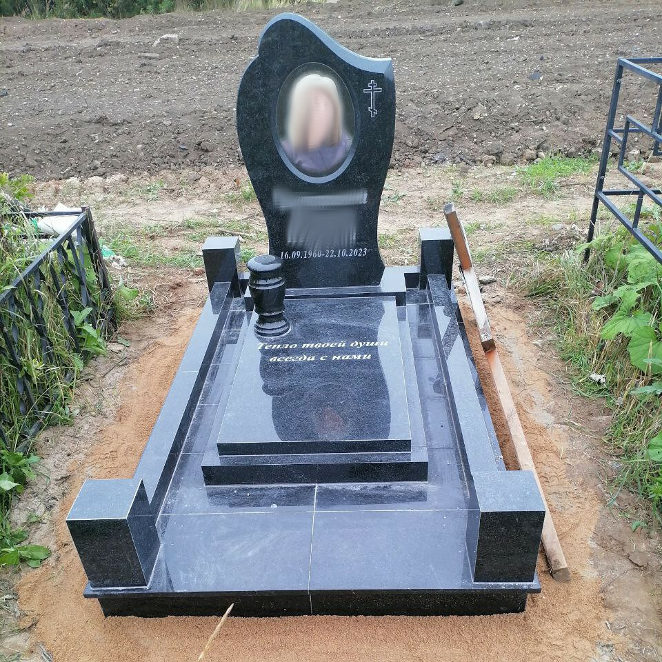 Благоустройство гранитной плиткой 