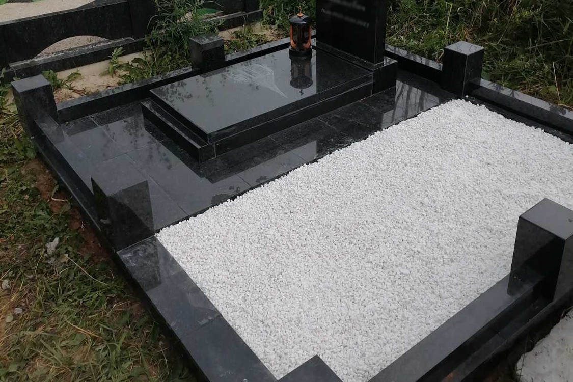 Гранитное благоустройство с облицовкой гранитной плитки 2*3