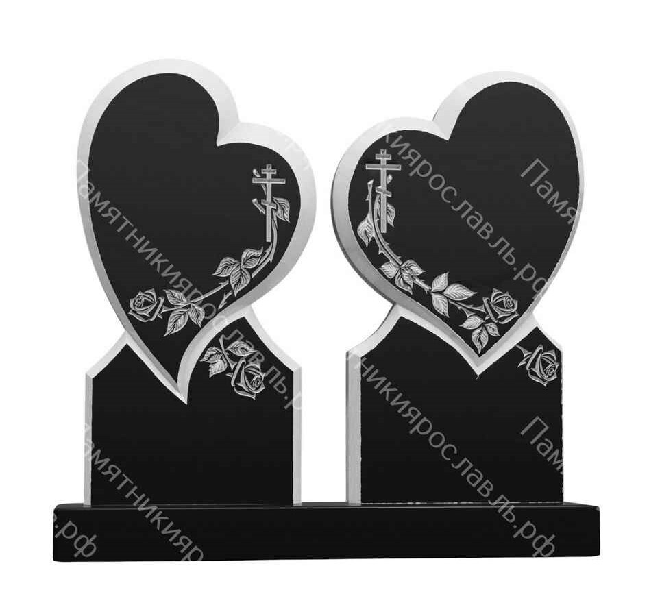 Семейный памятник из двух вертикальных стел и цветником